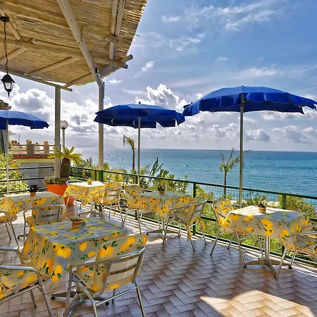 Готель Franz Sant'Angelo (Isola d'Ischia)